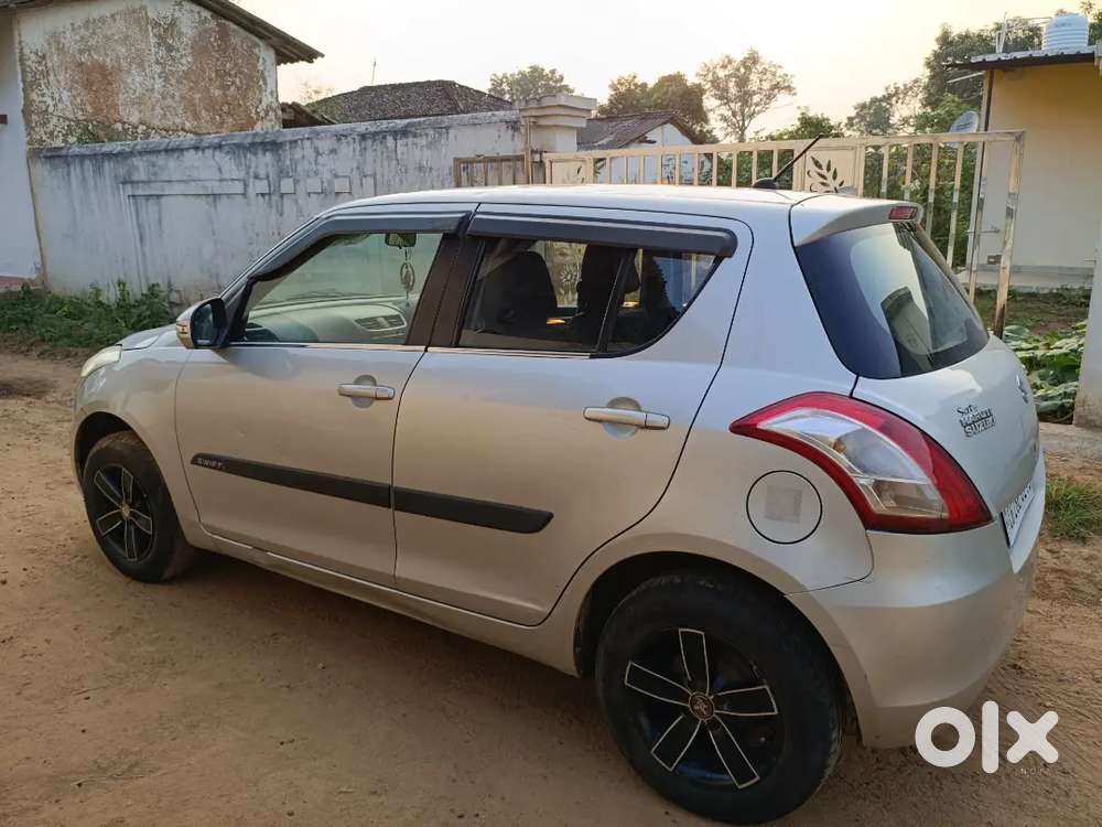 Maruti Suzuki Swift With Alloy