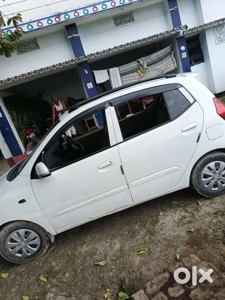 Hyundai I10 Sportz Petrol 2013