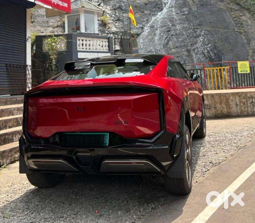 Mahindra Be 6 2025 Electric 17000 Km Driven