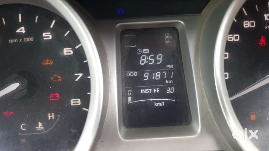 Tata Tiago 1.2 Revotron Xz (o), 2016, Petrol