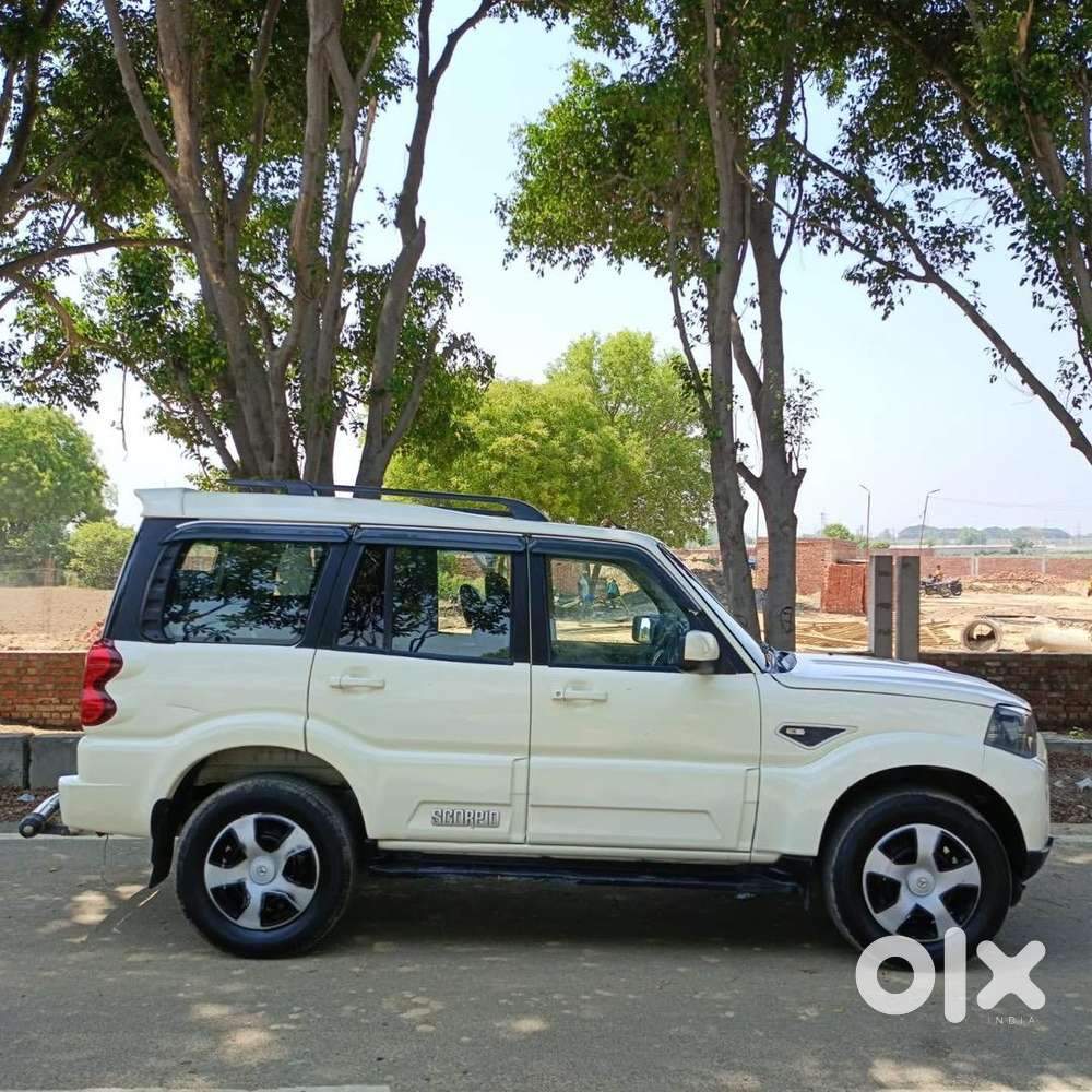 Mahindra Scorpio Classic 2018 Diesel 109000 Km Driven