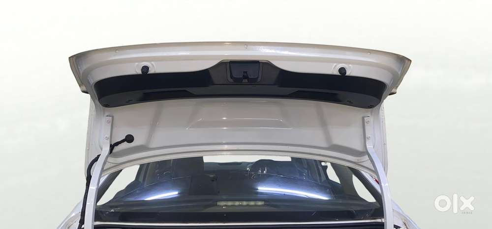 Skoda Slavia 1.0 Tsi Style At, 2022, Petrol