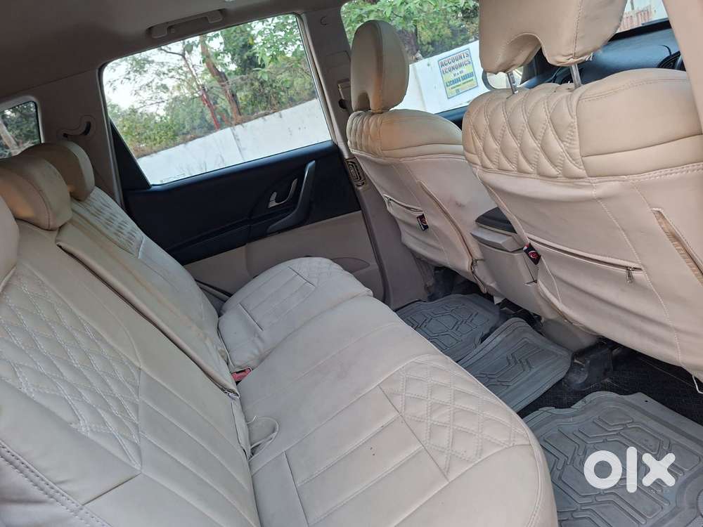 Mahindra Xuv500 2.2 W10, 2016, Diesel