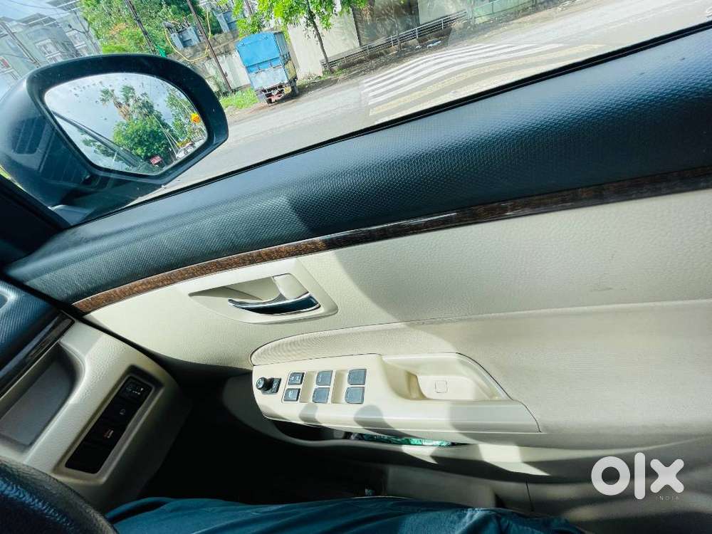 Maruti Suzuki Dzire 2015 Petrol Well Maintained