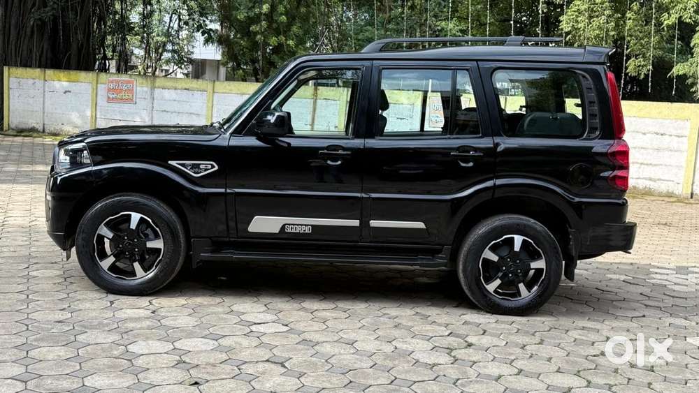 Mahindra Scorpio S11 Mt 7s, 2023, Diesel