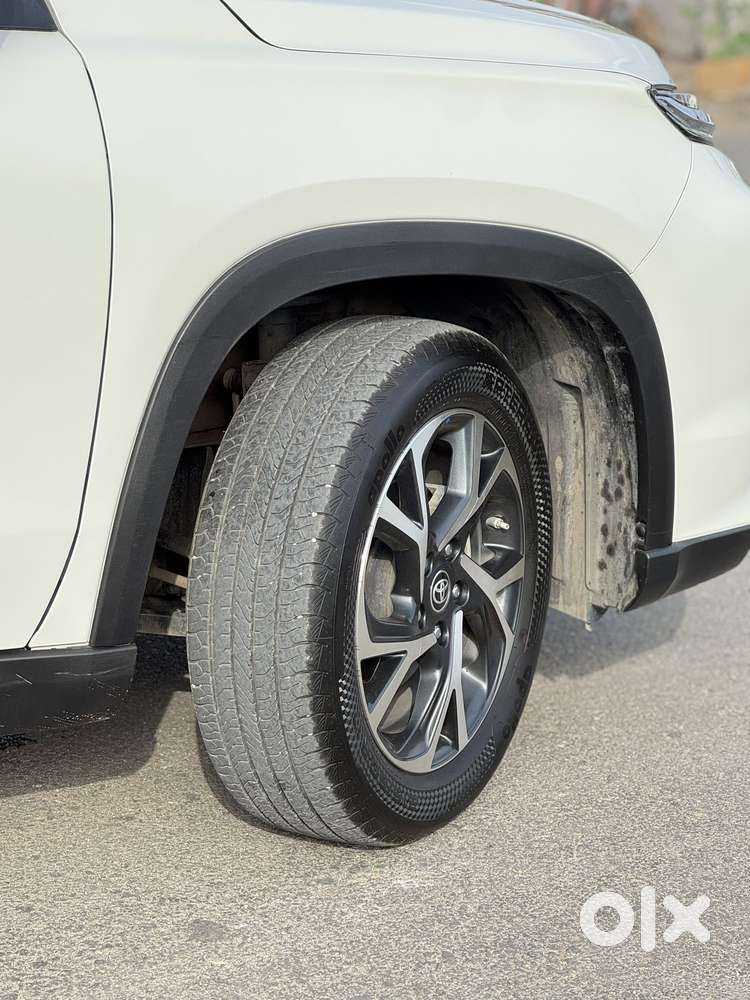 Toyota Urban Cruiser Hyryder 1.5 V Neo Drive At, 2024, Petrol