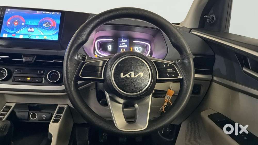 Kia Carens 1.5 Premium 7 Str, 2023, Petrol