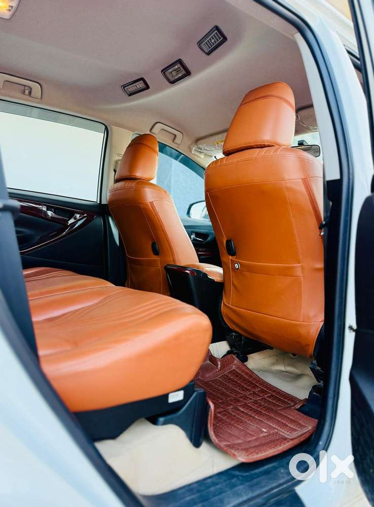 Toyota Innova Crysta [2020-ongoing] 2.4 Gx At 8 Str, 2020, Diesel