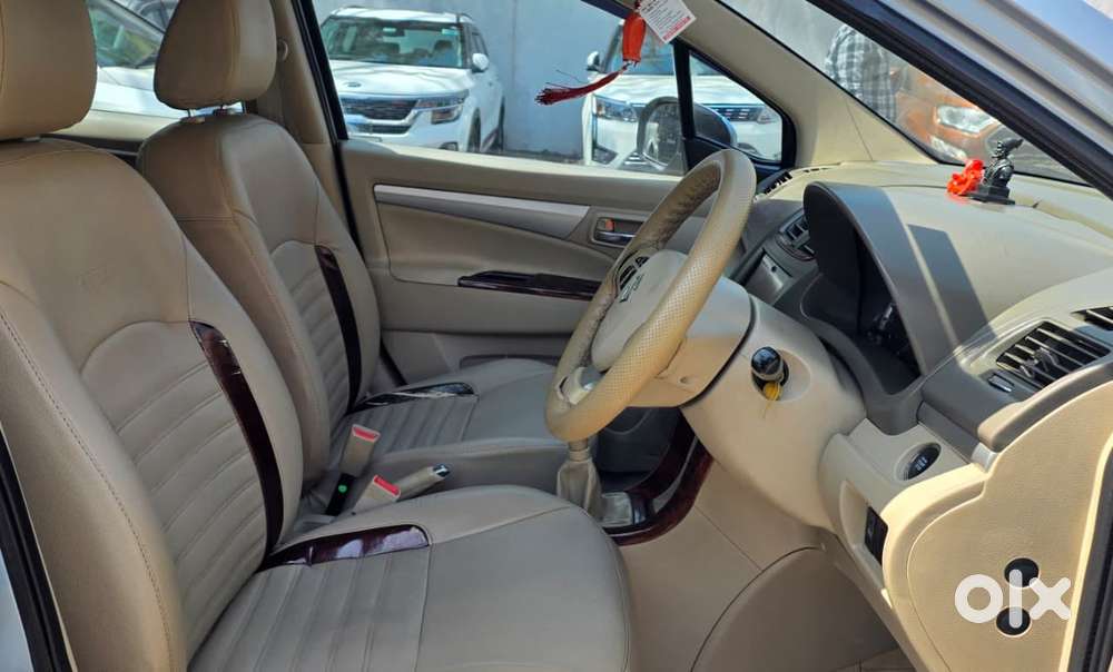 Maruti Suzuki Ertiga Zxi Plus Petrol, 2015, Petrol