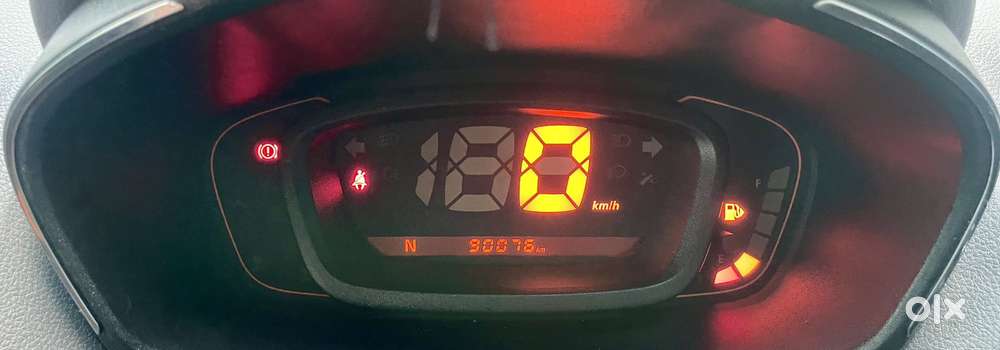 Renault Kwid 1.0 Rxt Amt, 2019, Petrol