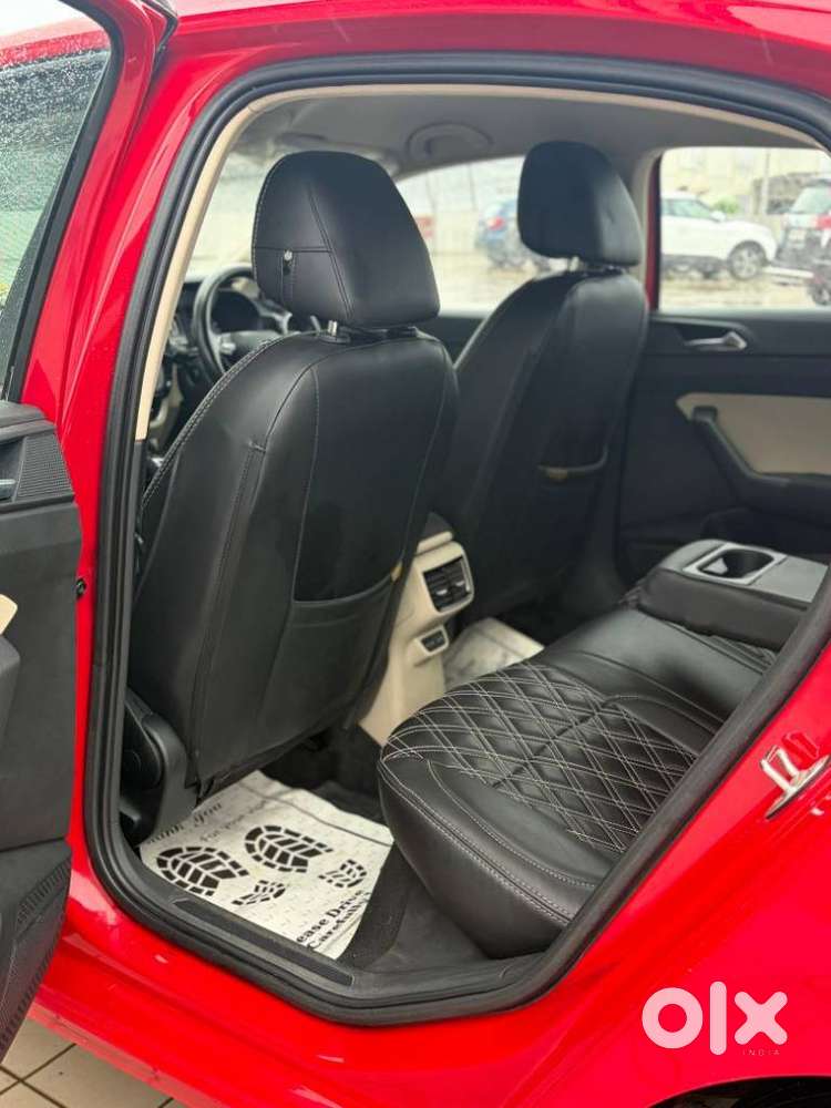 Skoda Slavia 1.0 Tsi Style At, 2024, Petrol