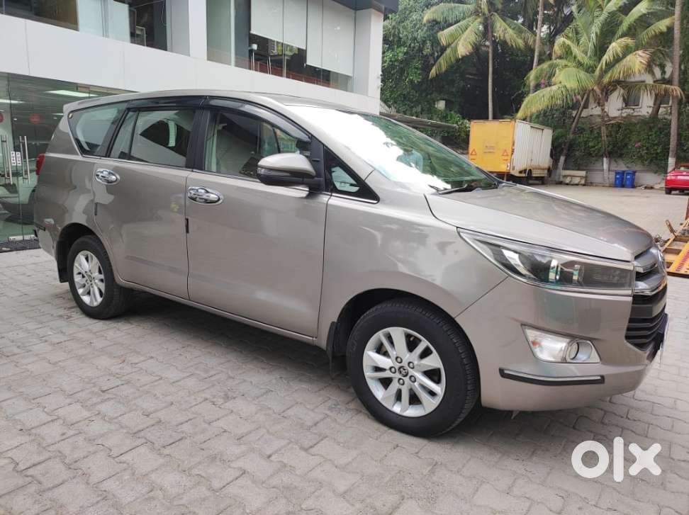 Toyota Innova Crysta 2.4 V 7 Str, 2017, Diesel