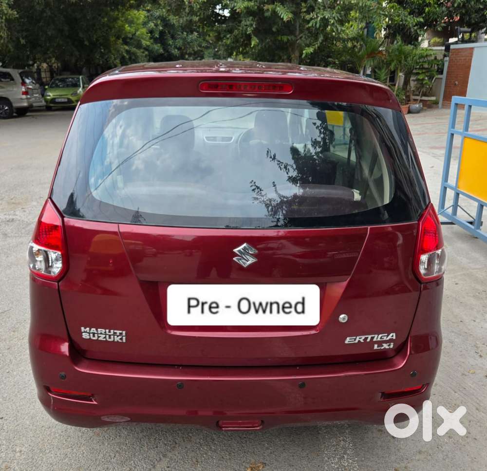 Maruti Suzuki Ertiga Lxi, 2013, Petrol