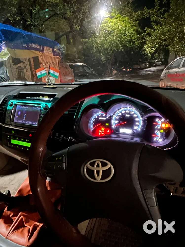 Toyota Fortuner 3.0 Diesel 4×4 D4d Full Time Drive 2014