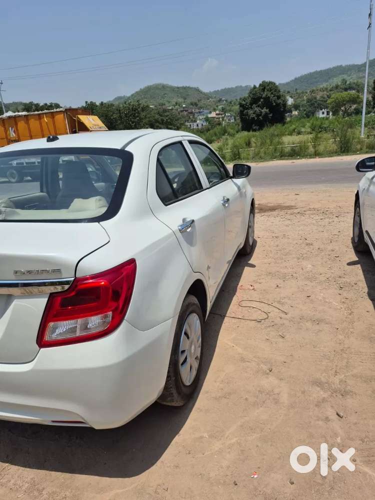 Maruti Suzuki Dzire 1.2 Lxi, 2018, Petrol