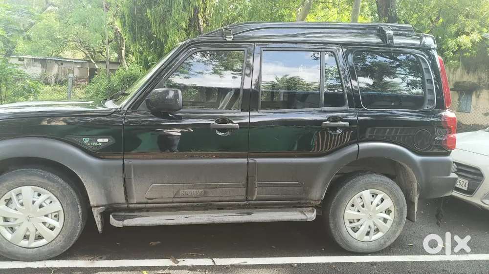 Mahindra Scorpio Classic 2025 Diesel Manual