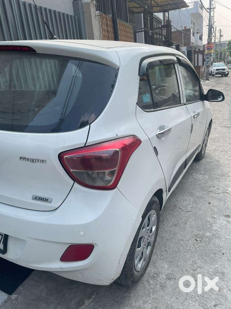 Hyundai Grand I10 2016 Car