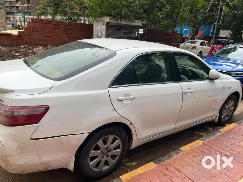 Toyota Camry 2006 Petrol Well Maintained Passing Till December 2027