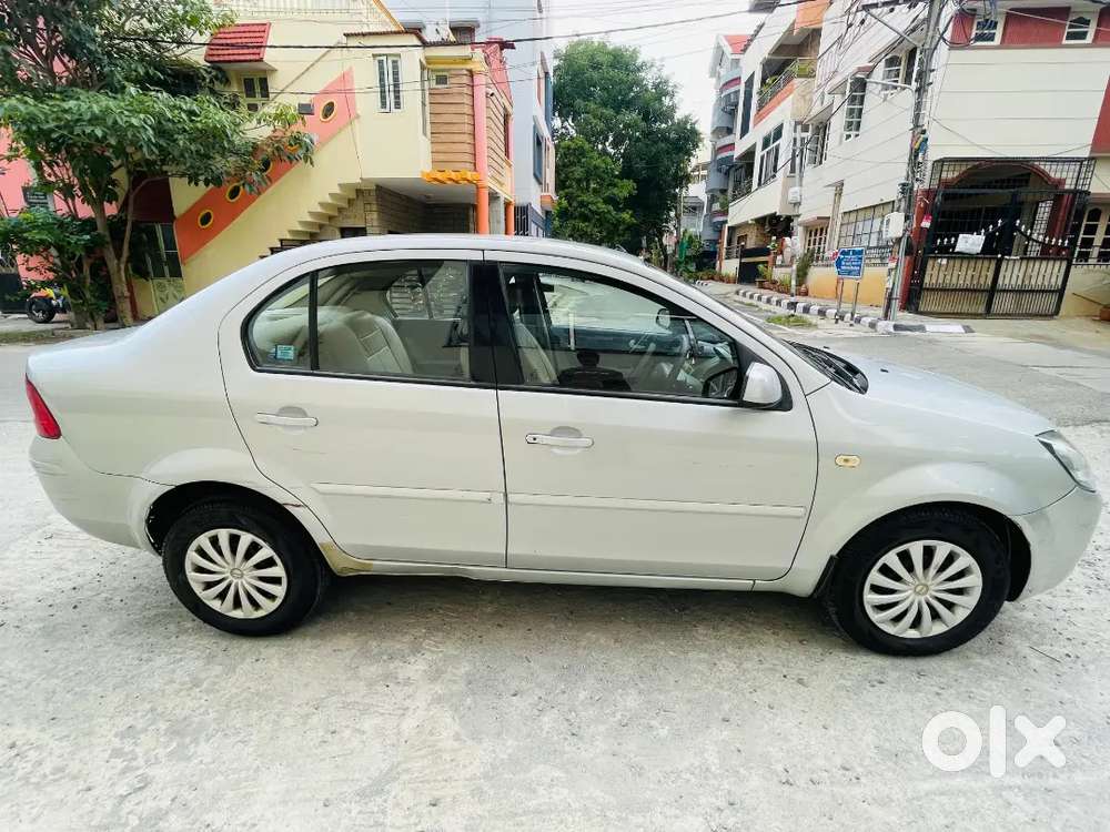 Model 2010 Excellent Condition