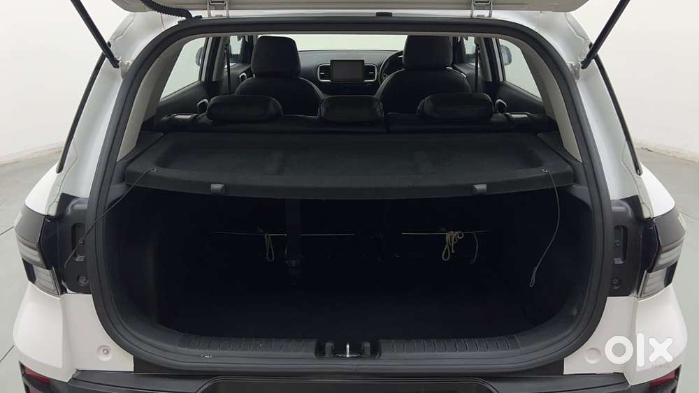Hyundai Venue 1.2 S (o), 2023, Petrol