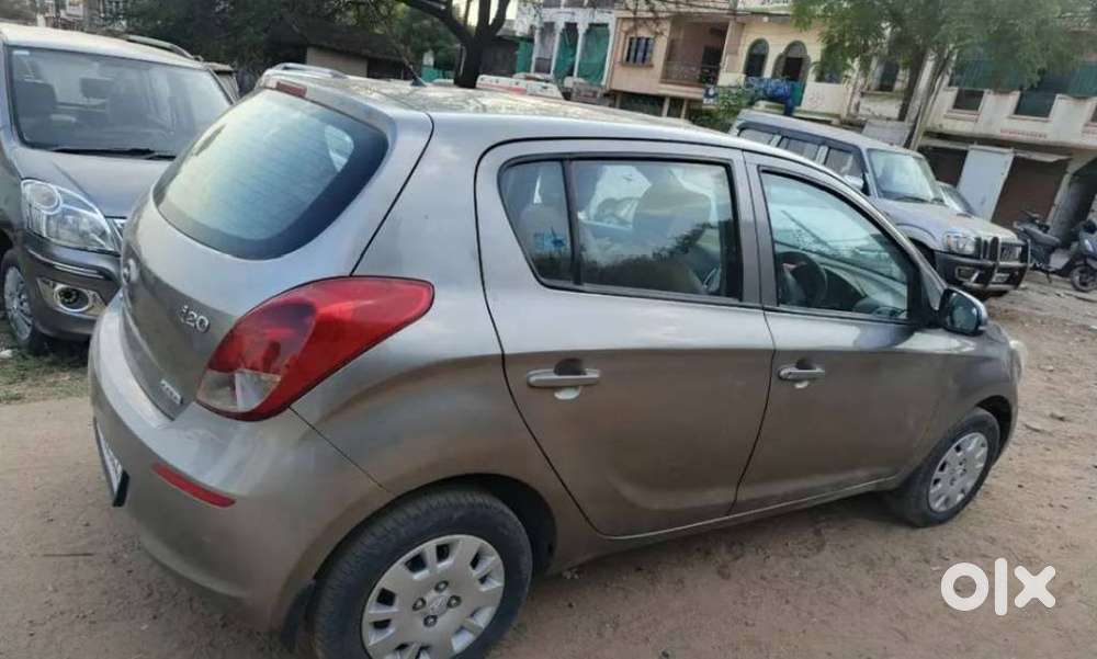 Hyundai I20 Sportz 1.4 Crdi 6 Speed Bs-iv, 2013, Diesel