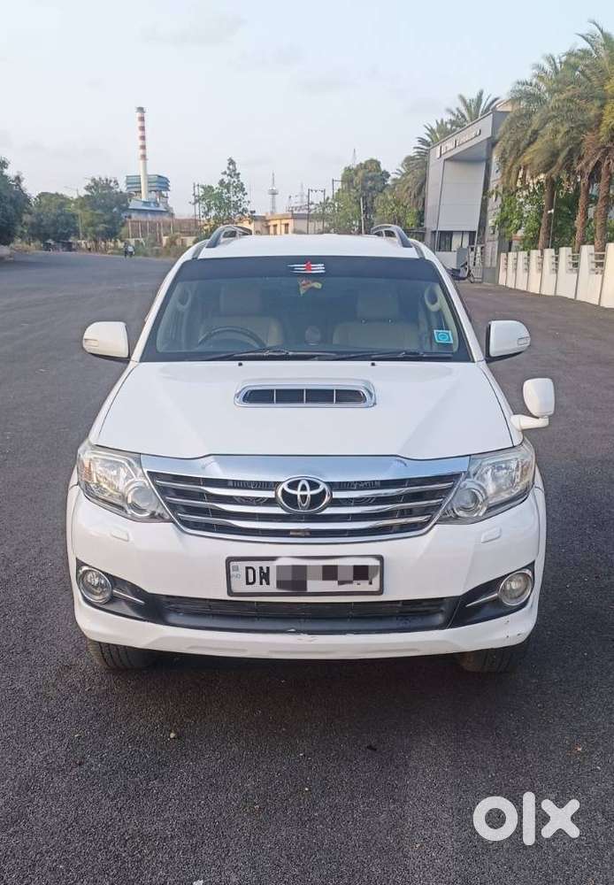 Toyota Fortuner 3.0 4x2 Mt, 2015, Diesel