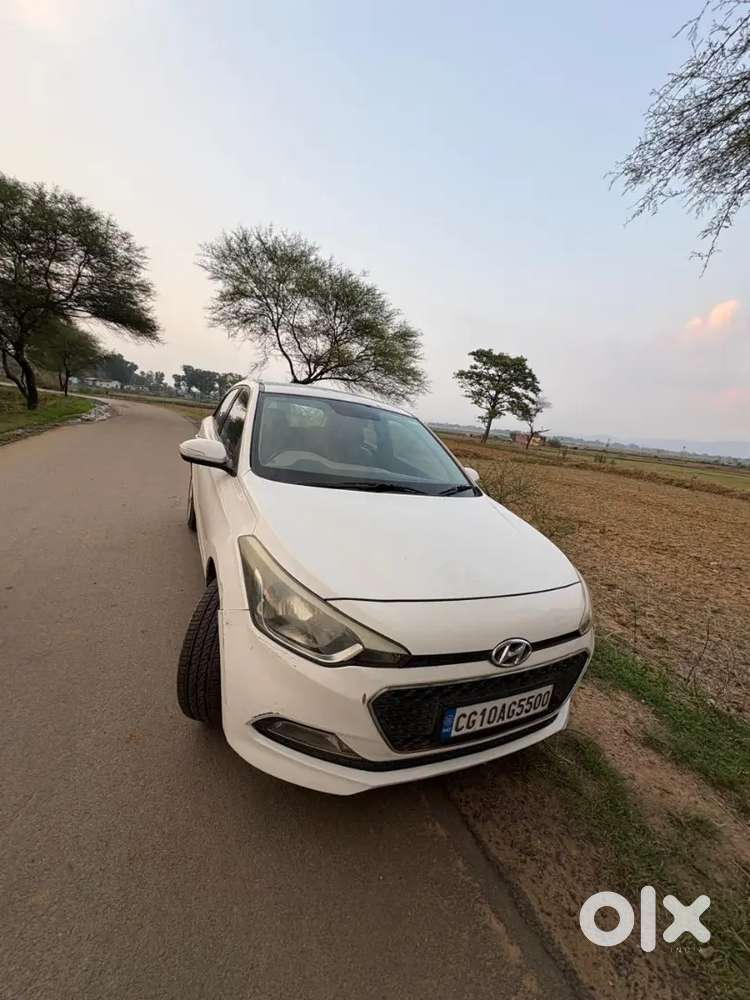 Hyundai I20 Asta 2017 Option Gadi Bhout Acchi Condition Me H