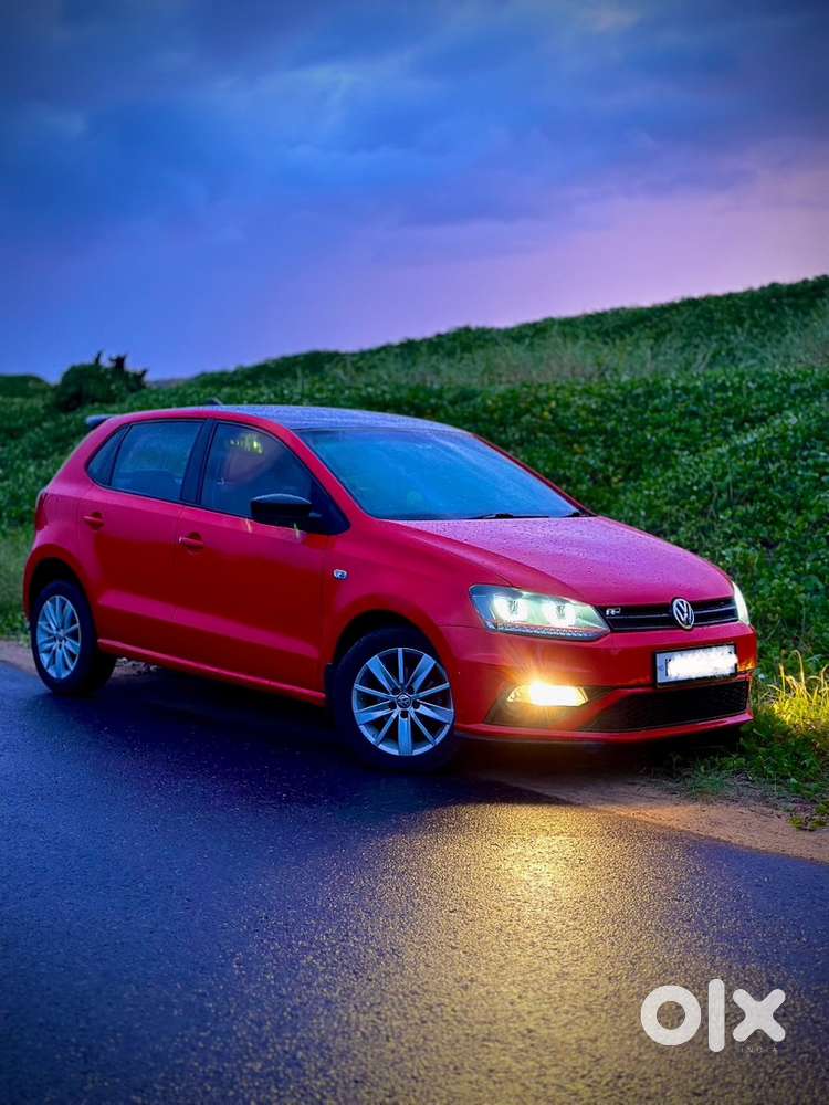 Volkswagen Polo 2015, With Proper Service. Urgent Sale