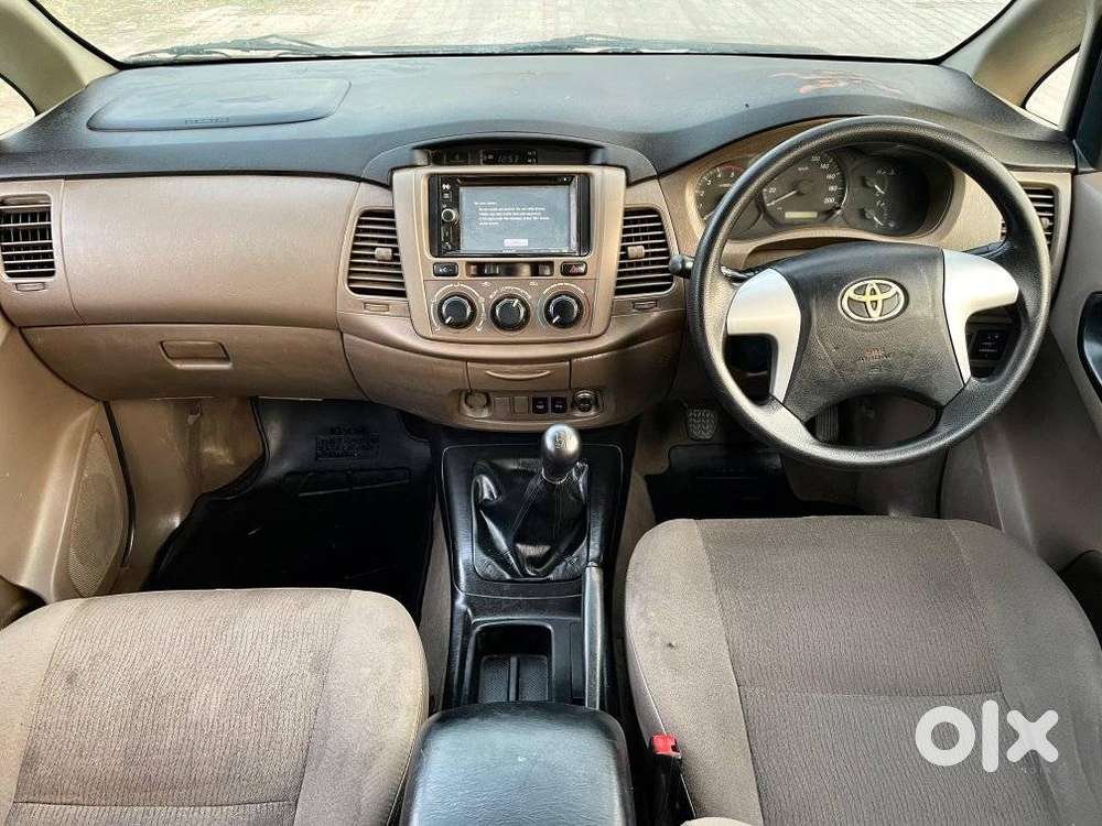 Toyota Innova 2.5 Gx 7 Seater Bs Iv, 2015, Diesel