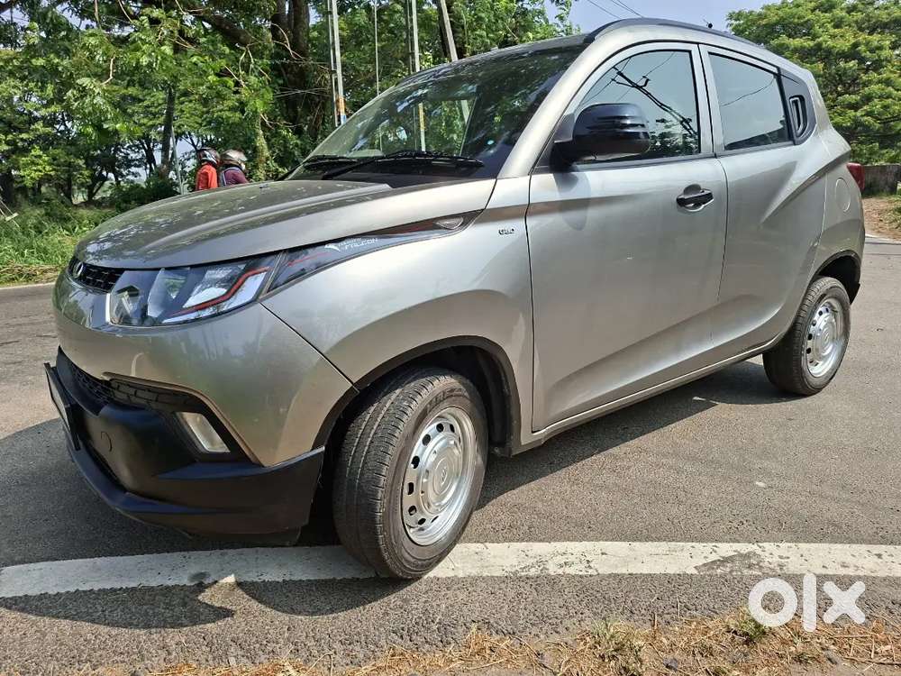 Mahindra Kuv 100 2017. A/c.power Steering. Power Window. Centr Lock.