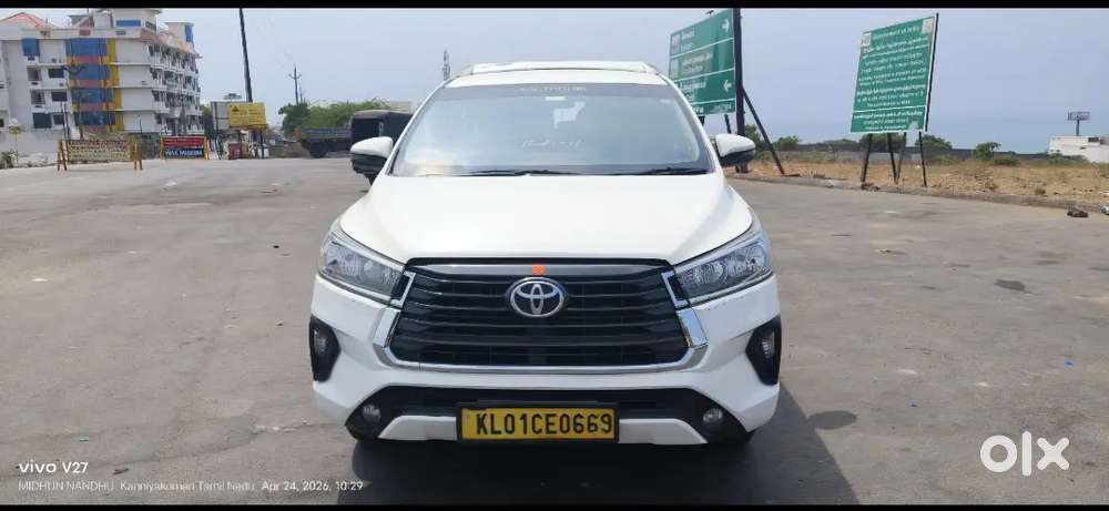 Toyota Innova Crysta 2017