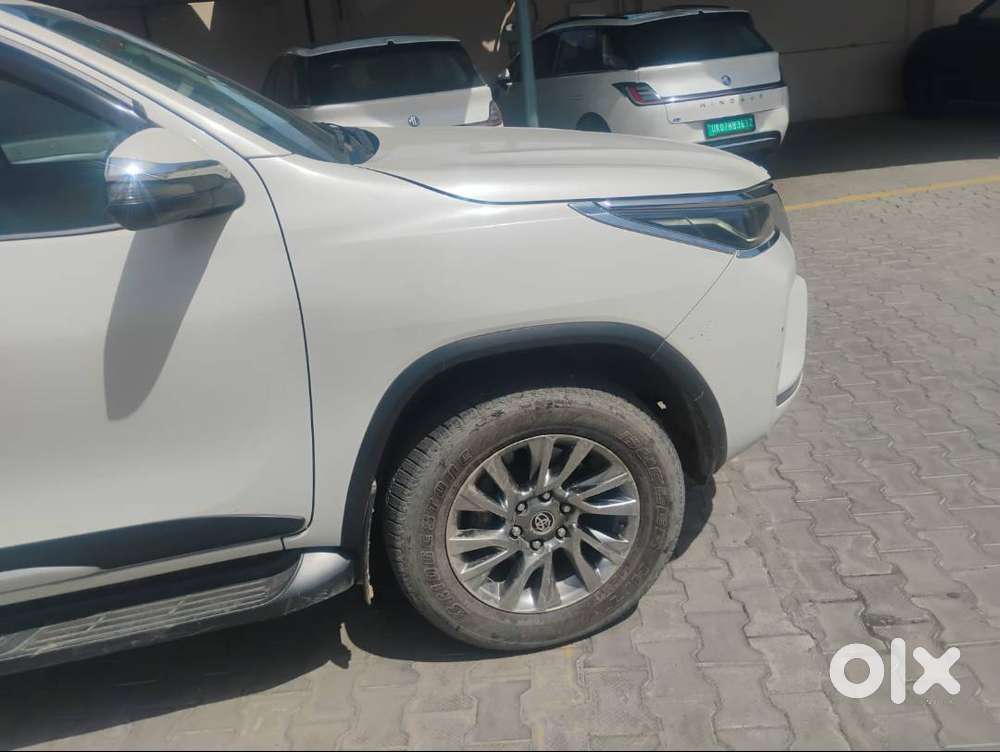 Toyota Fortuner 2023 Diesel 163000 Km Driven