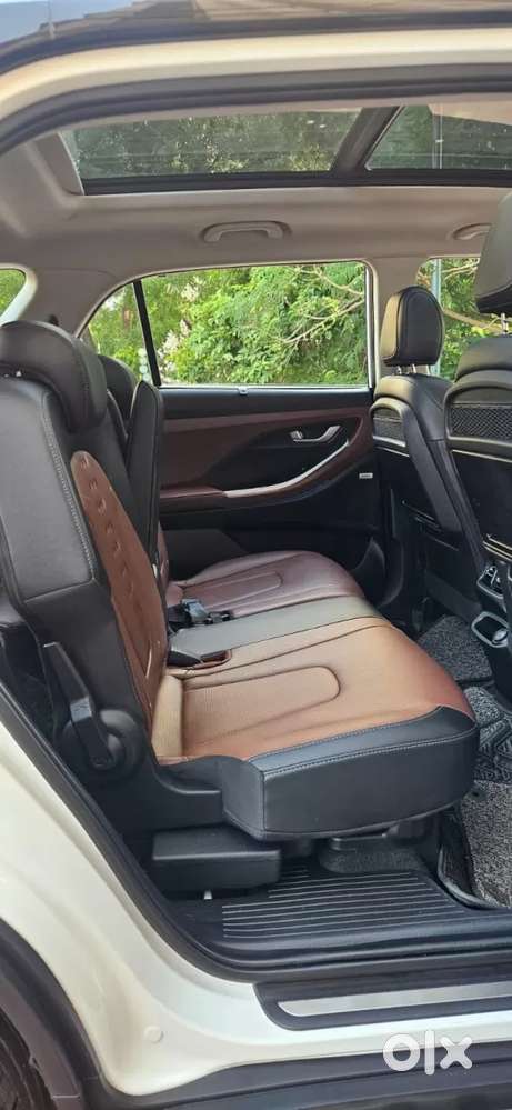 Hyundai Alcazar 1.5 Tdct Signature (o) 7s Petrol, 2024, Petrol