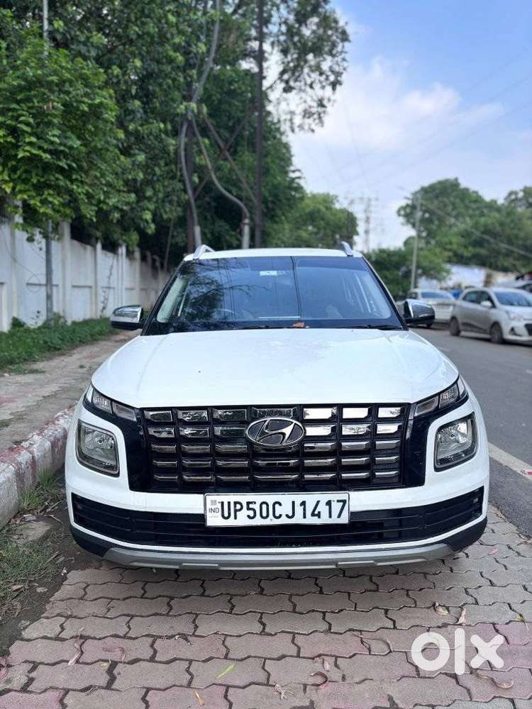 Hyundai Venue S Turbo, 2022, Petrol