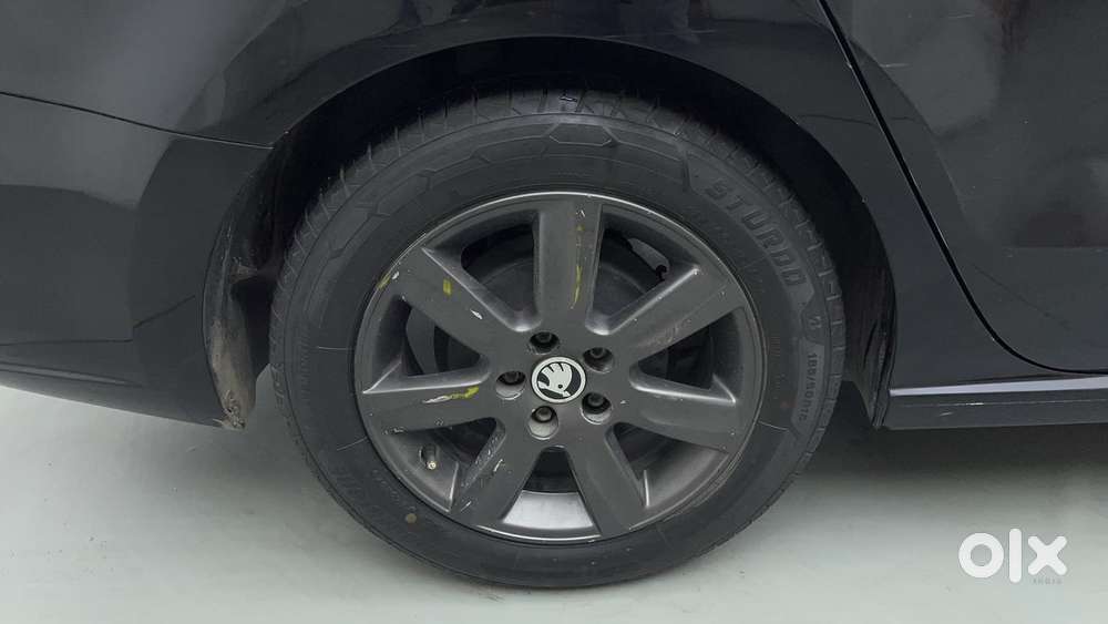 Skoda Rapid 1.6 Ambition Plus Mpi, 2014, Petrol
