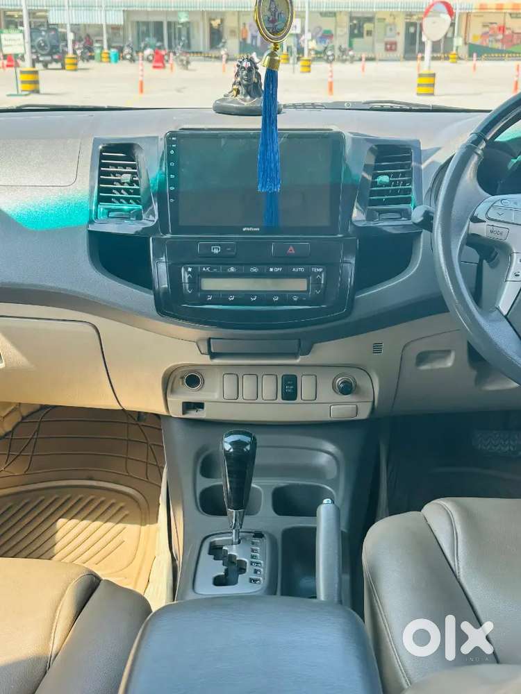 Toyota Fortuner 2012 Diesel 185000 Km Driven