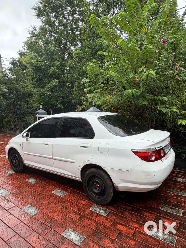 Honda City Zx 2007 Possible Exchanging Iphone,car,bike