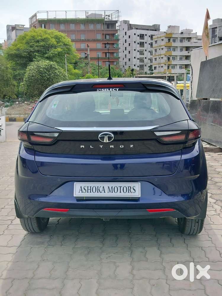Tata Altroz 1.2 Xm Plus, 2025, Petrol