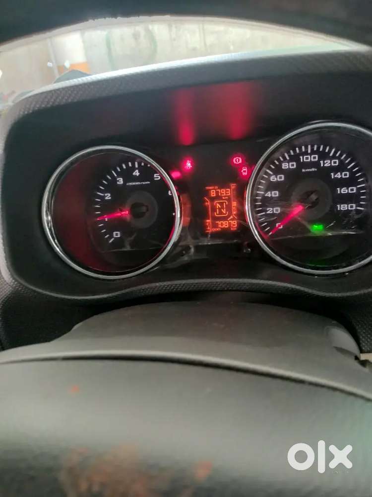 Mahindra Tuv 300 2016 Diesel Good Condition