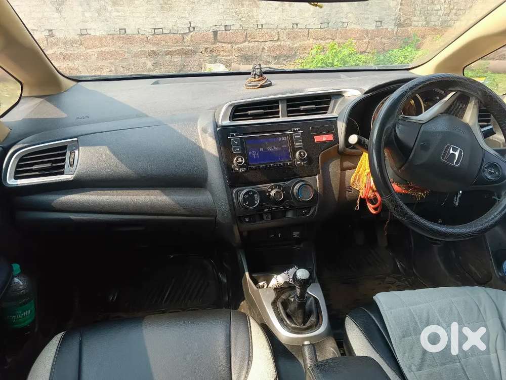 Honda Jazz 2016 Petrol 108000 Km Driven