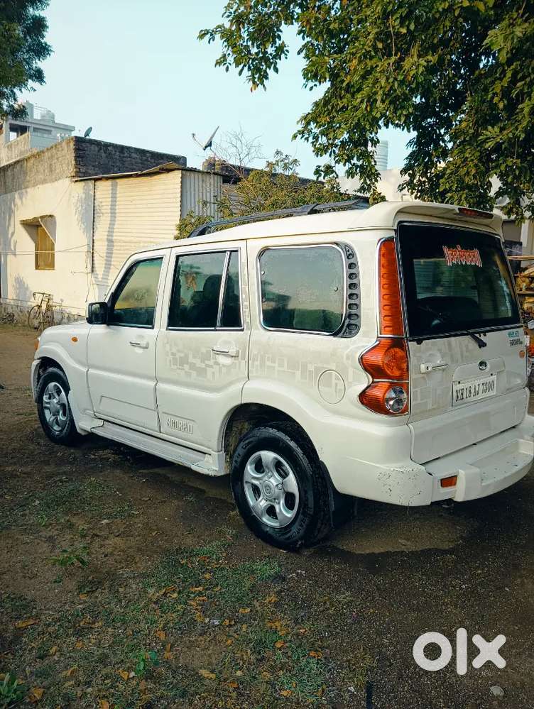 Mahindra Scorpio Classic 2015 Diesel 143231 Km Driven