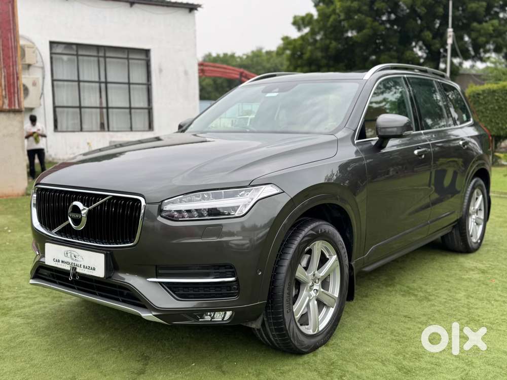 Volvo Xc90 Momentum Luxury, 2018, Petrol