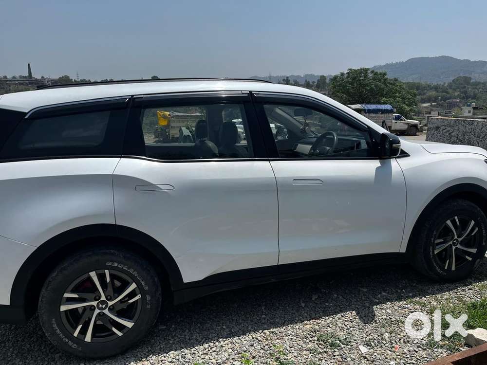 Mahindra Xuv700 Diesel 2022