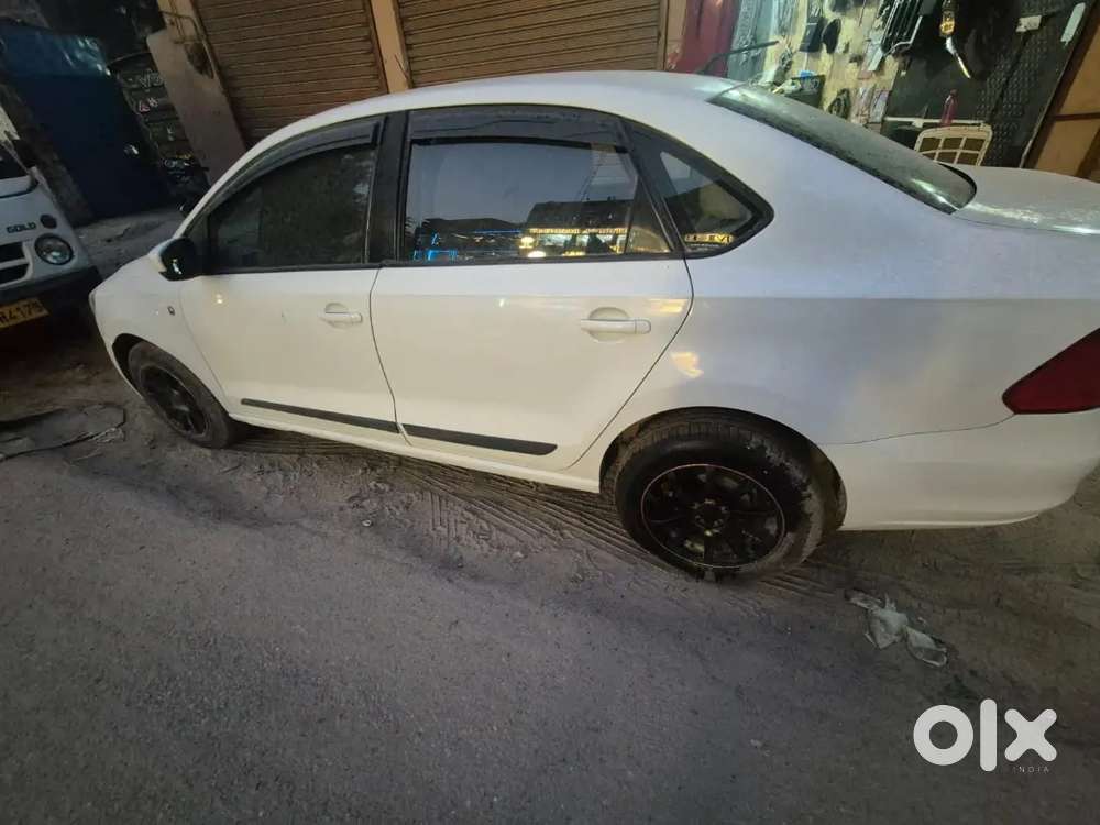 Skoda Rapid 1.6 2014 Automatic