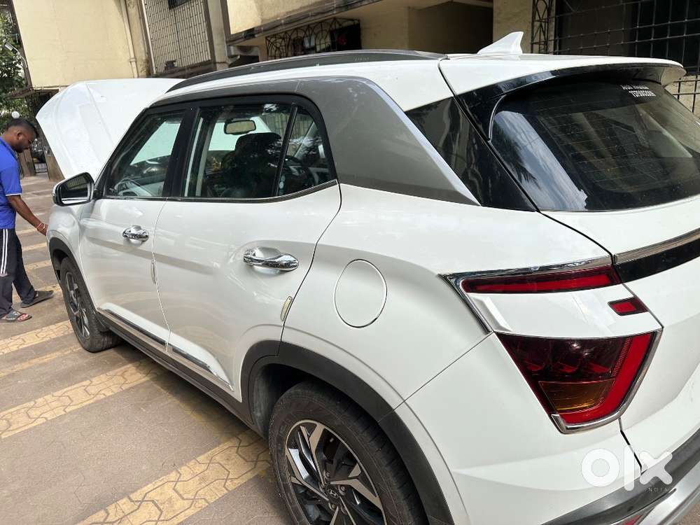 Top End Manual Car In White Color