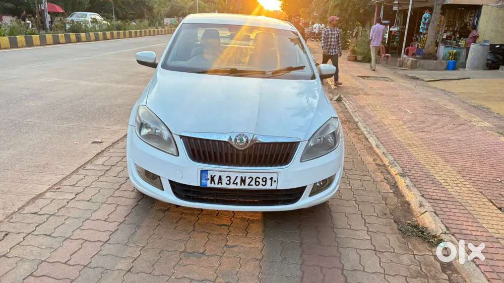 Skoda Rapid 2013 Diesel 145000 Km Driven
