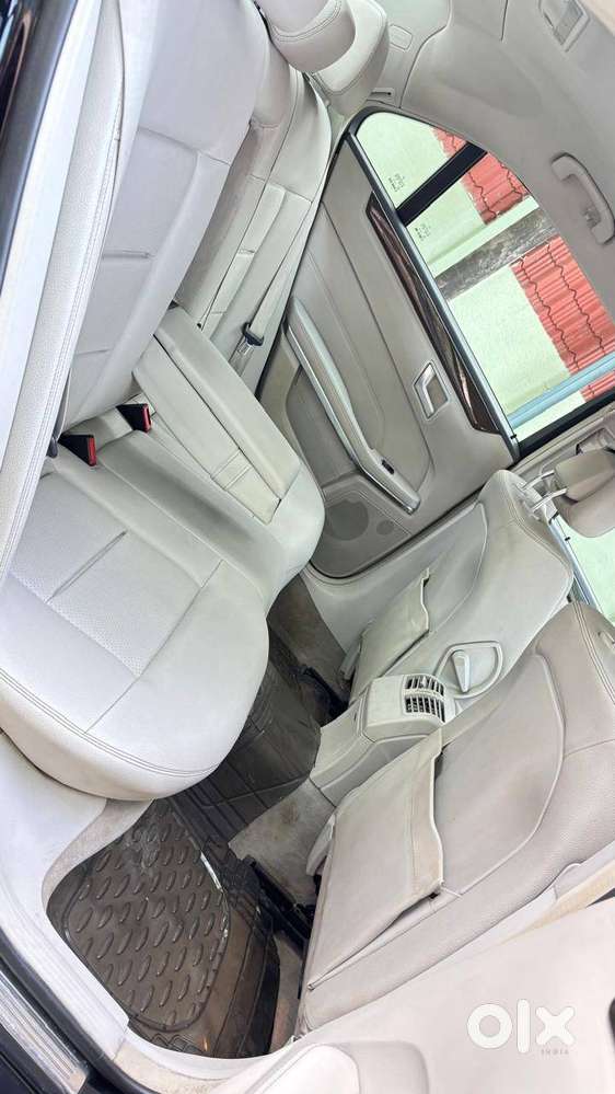 M-benz E250 Black Color [cbu]