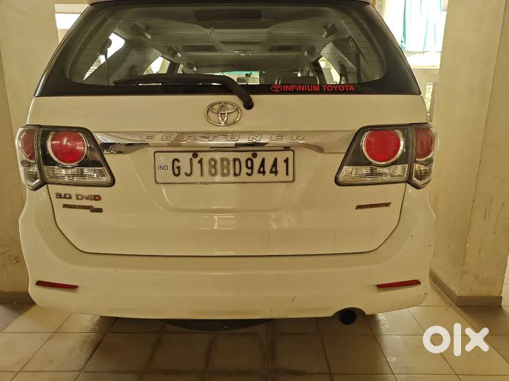 Toyota Fortuner 4*4 At 2015 Diesel Well Maintained With Company Record