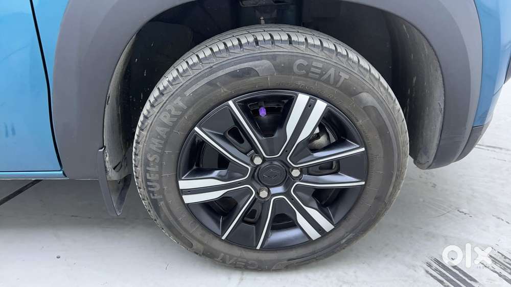 Renault Kwid 1.0 Climber (o) Dual Tone, 2024, Petrol