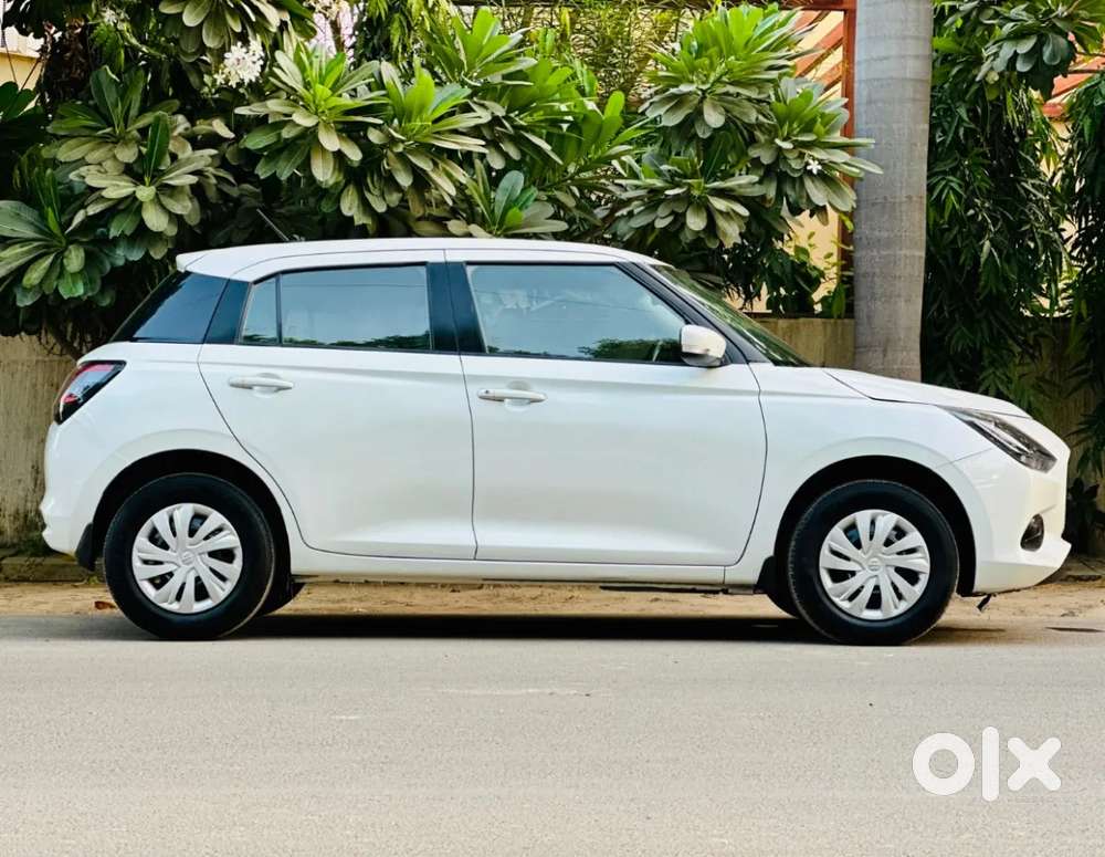 Maruti Suzuki Swift Vxi, 2024, Petrol